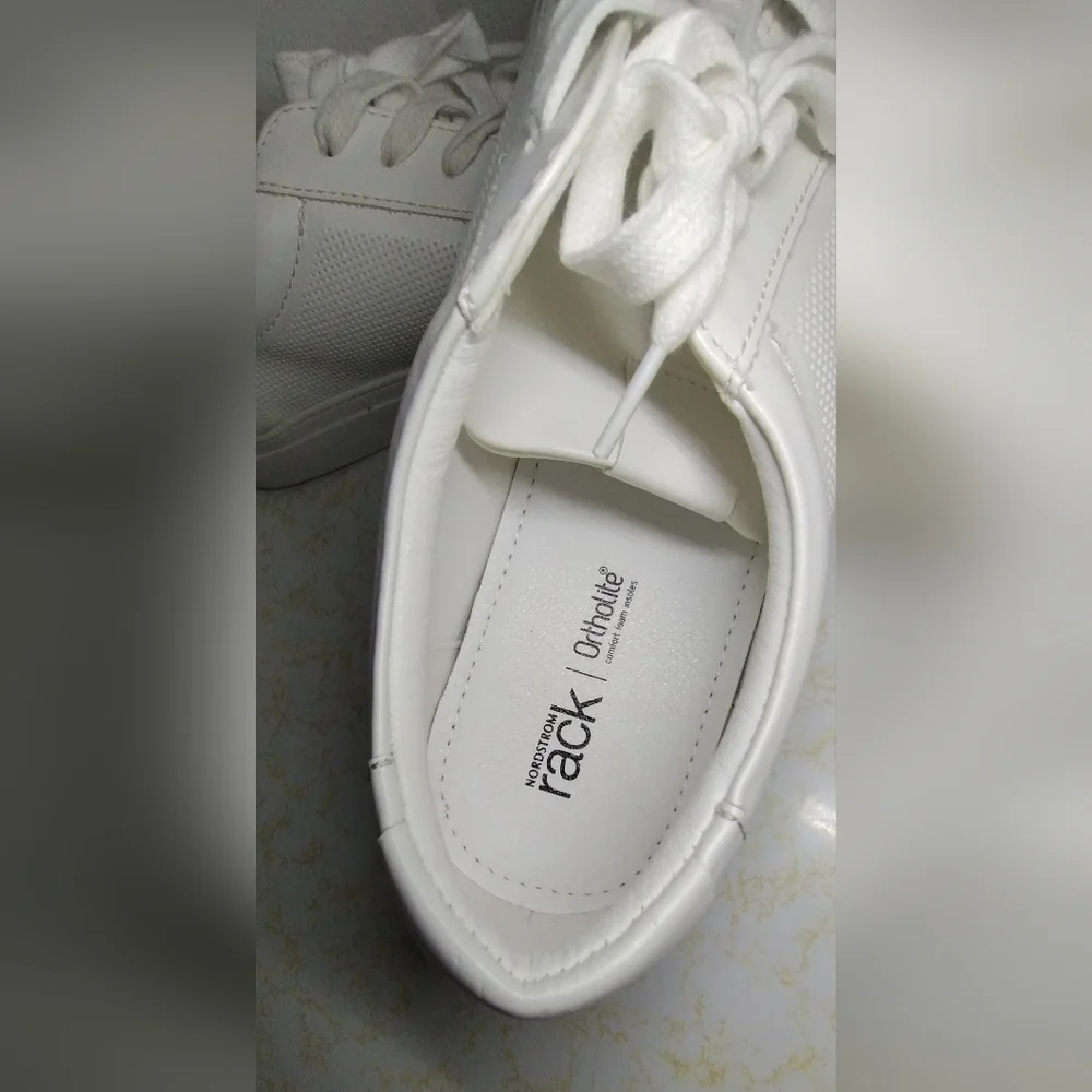Nordstrom Rack Ortholite Women's Lace Up Sneakers Size (8.5)